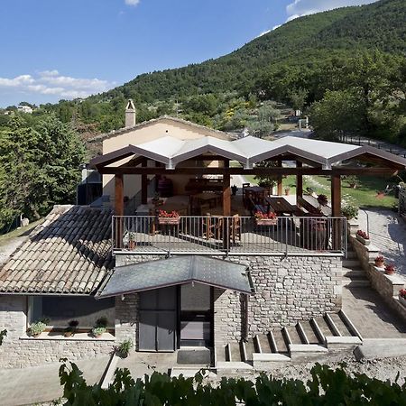 Villa Agriturismo Il Castello Assisi Exterior foto