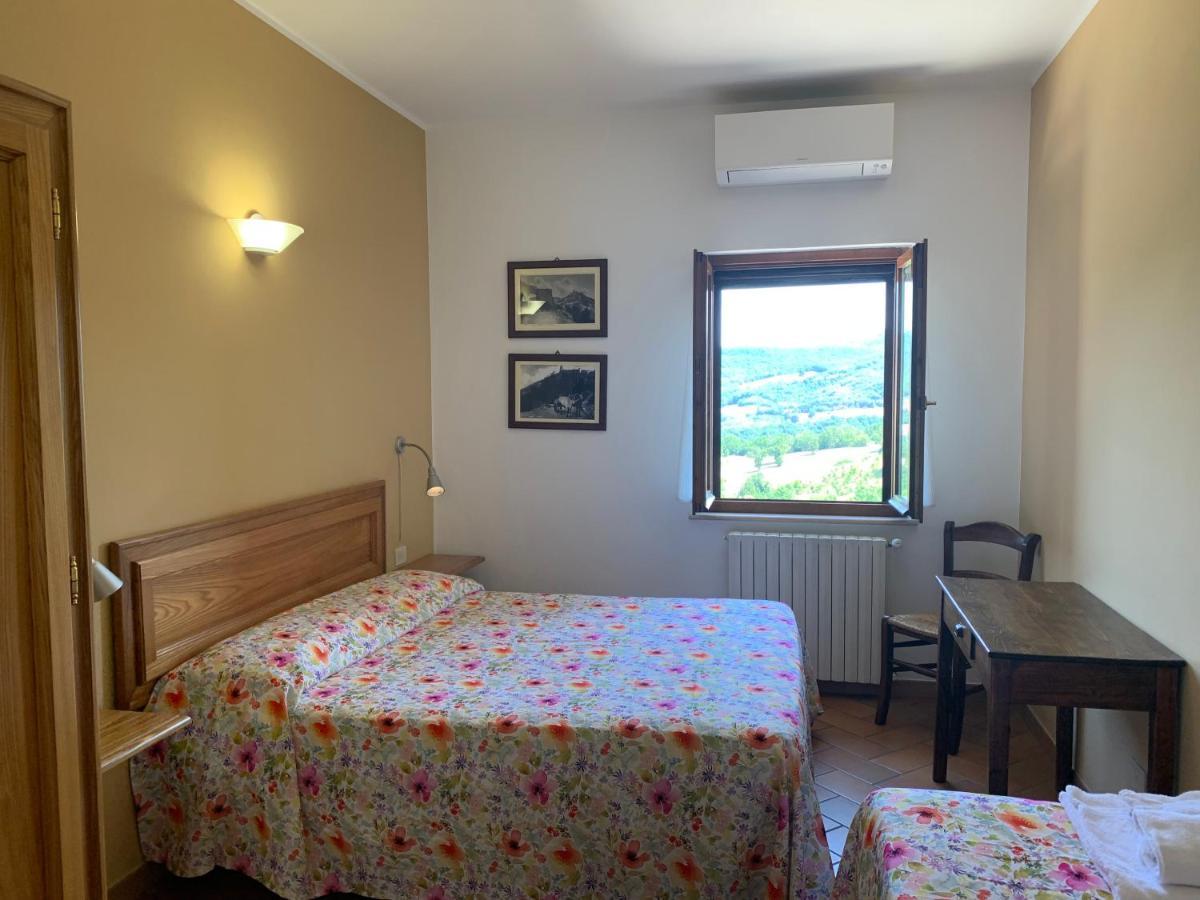 Agriturismo Il Castello Assisi Exterior foto