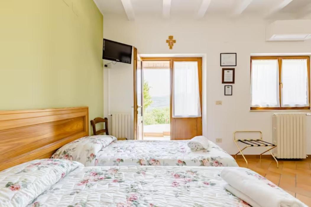 Agriturismo Il Castello Assisi Exterior foto