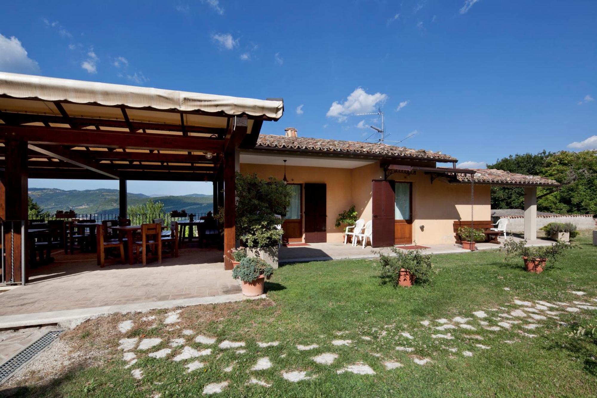 Agriturismo Il Castello Assisi Exterior foto