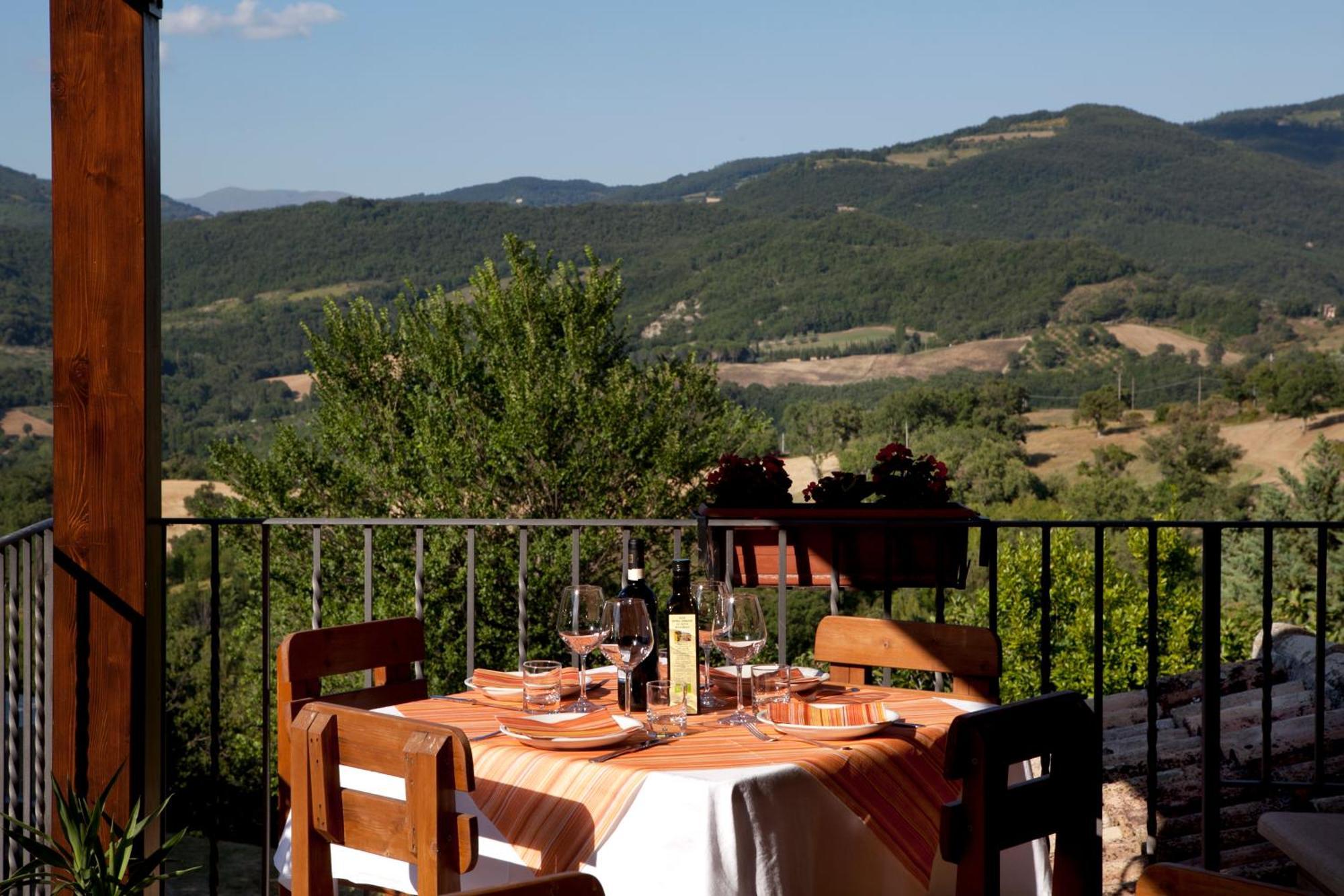 Agriturismo Il Castello Assisi Exterior foto