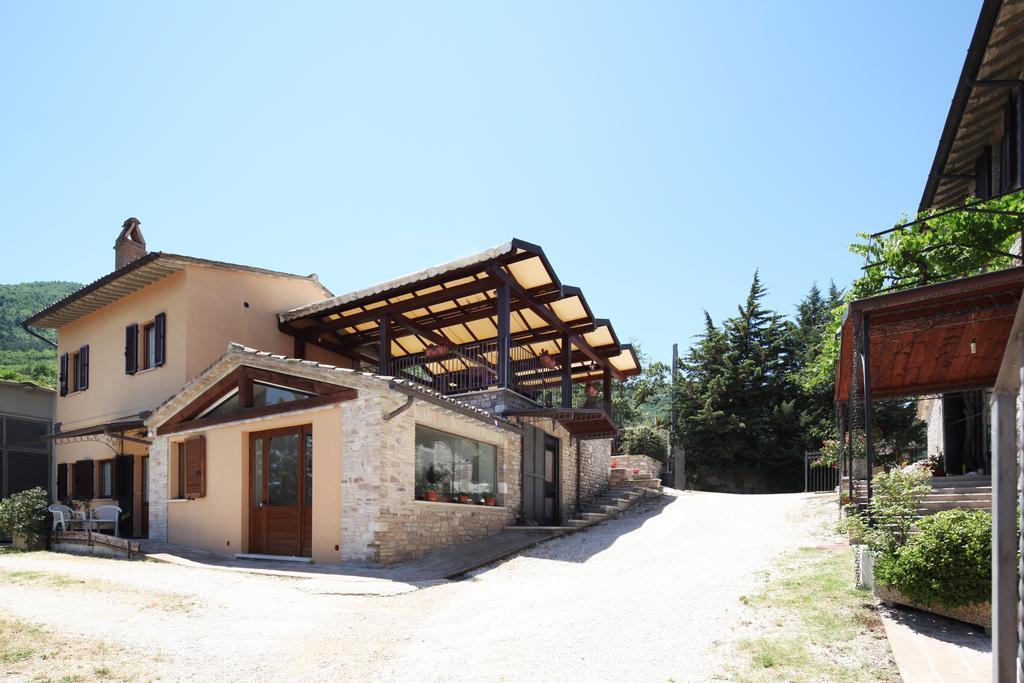 Agriturismo Il Castello Assisi Exterior foto