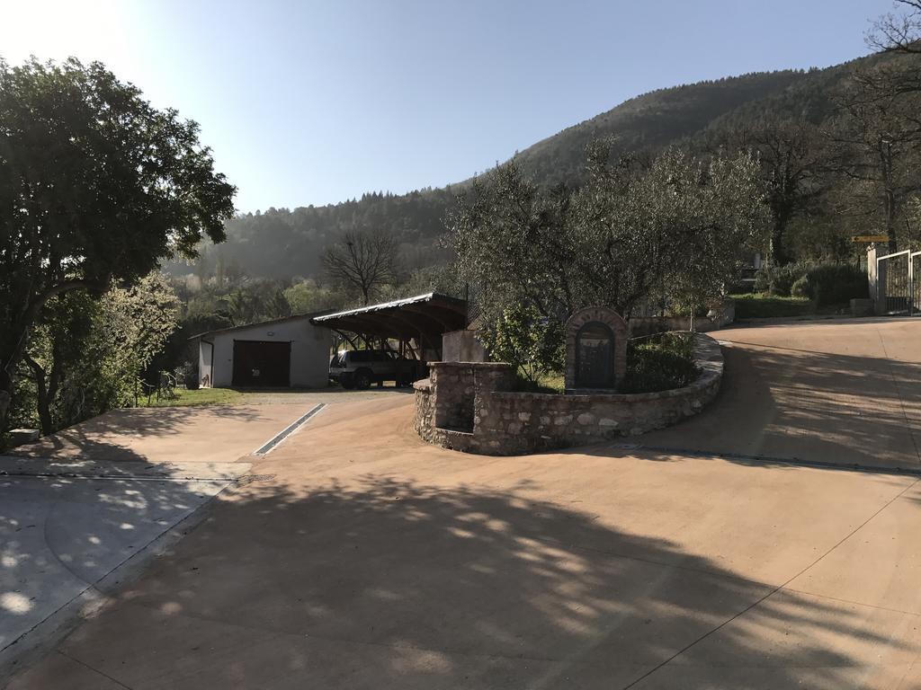 Agriturismo Il Castello Assisi Exterior foto