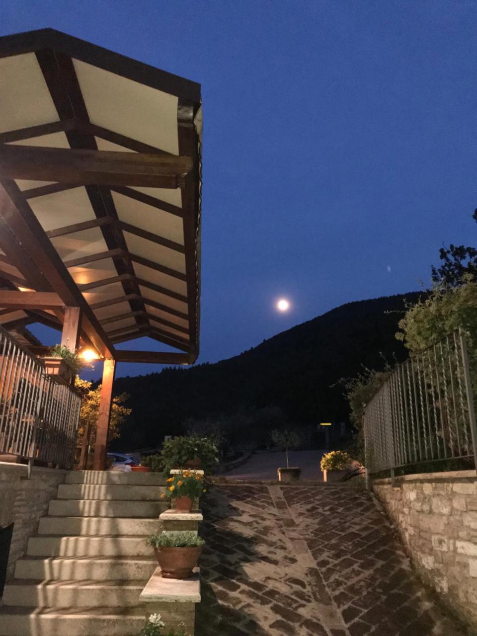 Agriturismo Il Castello Assisi Exterior foto
